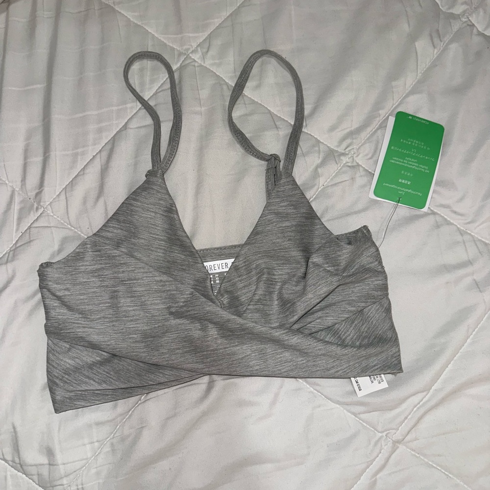 New f21 sports bra